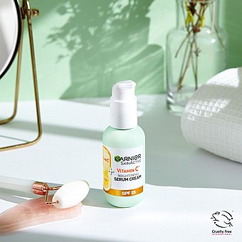 ��� - ���� ������ �� SPF 25 ���� Garnier - ��� 50 �"�