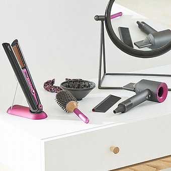 �� ����� ������ ������ ����� Dyson Deluxe ������ 3+ ���� Casdon