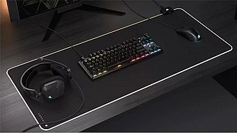 ����� ����� ���� ����� Corsair K70 Core TKL RGB