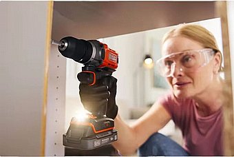 ����� / ����� ���� 18V + ����� 2Ah + ���� Black+Decker BCD382D1XC-QW