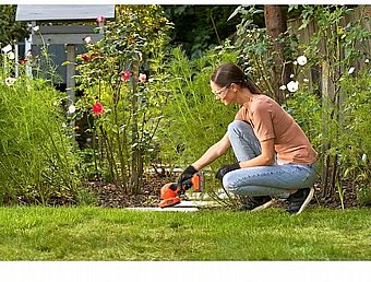 ���� ����� ���� ���� ����� 2.0Ah ����� Black+Decker BCSS18D1-QW 18V