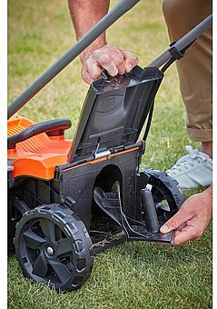 ����� ��� ���� 33 �"� ����� ���� ��� ������ ����� Black+Decker BCMW3318N 18V